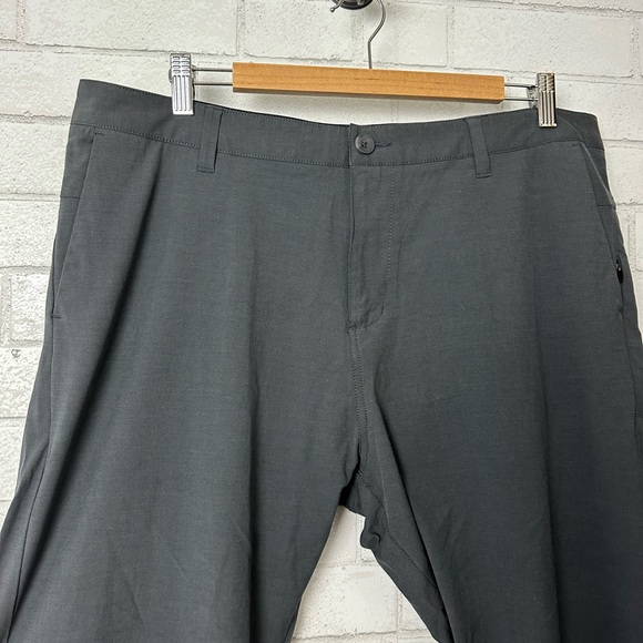 Vuori Pants Mens 38x30 Gray Aim Performance Chino Stretch Casual V431 - Picture 3 of 13